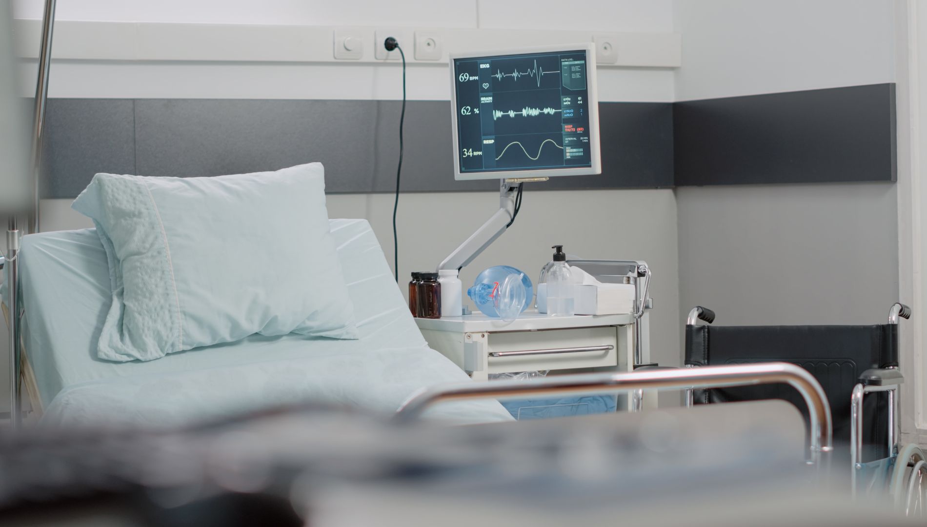 Hospital equipment rent and sale